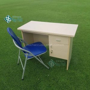 Bàn văn phòng có hộc khóa mới 100% tại Hà Nội (BCG600)