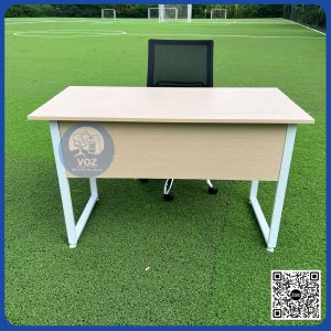 Bàn làm việc chân sắt có yếm chắn giá rẻ  (BCS400)