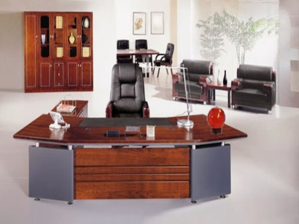 Bàn giám đốc mệnh hỏa chuẩn phong thủy