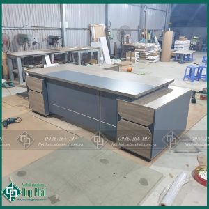 BÀN LÃNH ĐẠO CAO CẤP KT 1M6X1M8 MẶT RỘNG 80CM (BGD-09)