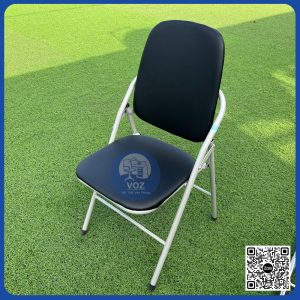 Ghế gấp giá rẻ lưng cao chân sắt sơn tĩnh điện đệm da màu đen