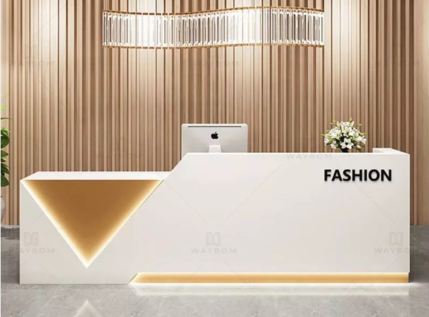 Quầy lễ tân thương hiệu