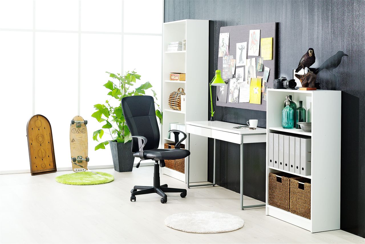 Ưu điểm của kệ gỗ trang trí 3 tầng Ưu điểm của kệ gỗ trang trí 3 tầng