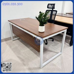 Bàn giám đốc chân sắt đẹp(BGĐ-VOZ18)