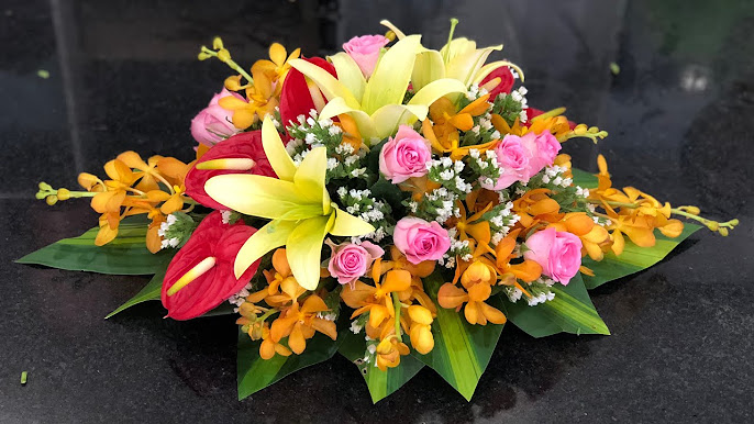 Mẹo cắm hoa để bàn họp hiệu quả