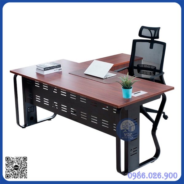 Bàn giám đốc Chánh Hưng chân sắt màu đen sang trọng, mạnh mẽ, hiện đại Bàn giám đốc Chánh Hưng chân sắt màu đen sang trọng, mạnh mẽ, hiện đại