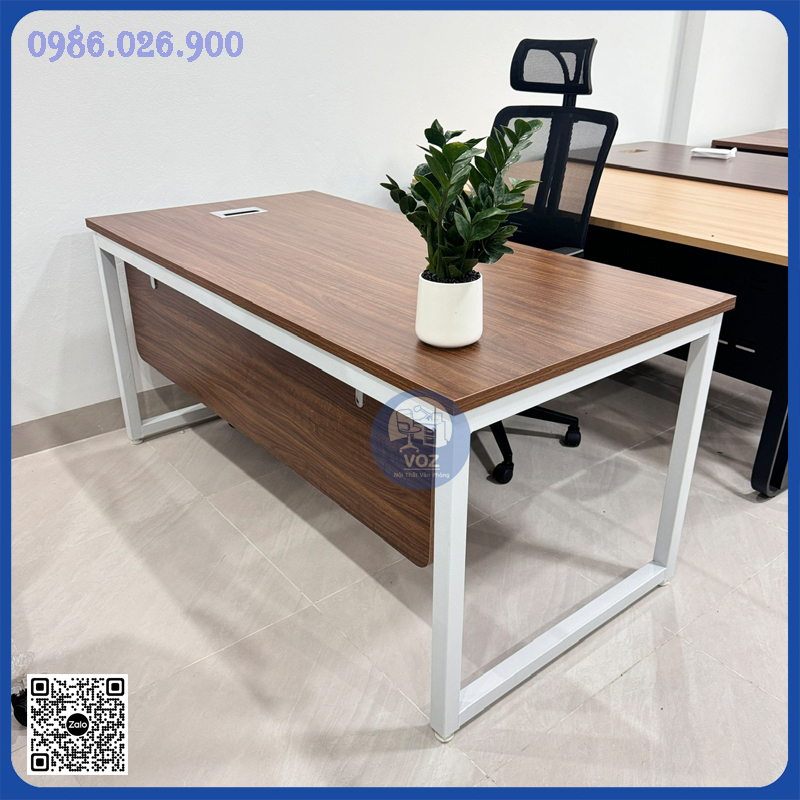 Bàn giám đốc chân sắt đẹp Bàn giám đốc chân sắt đẹp